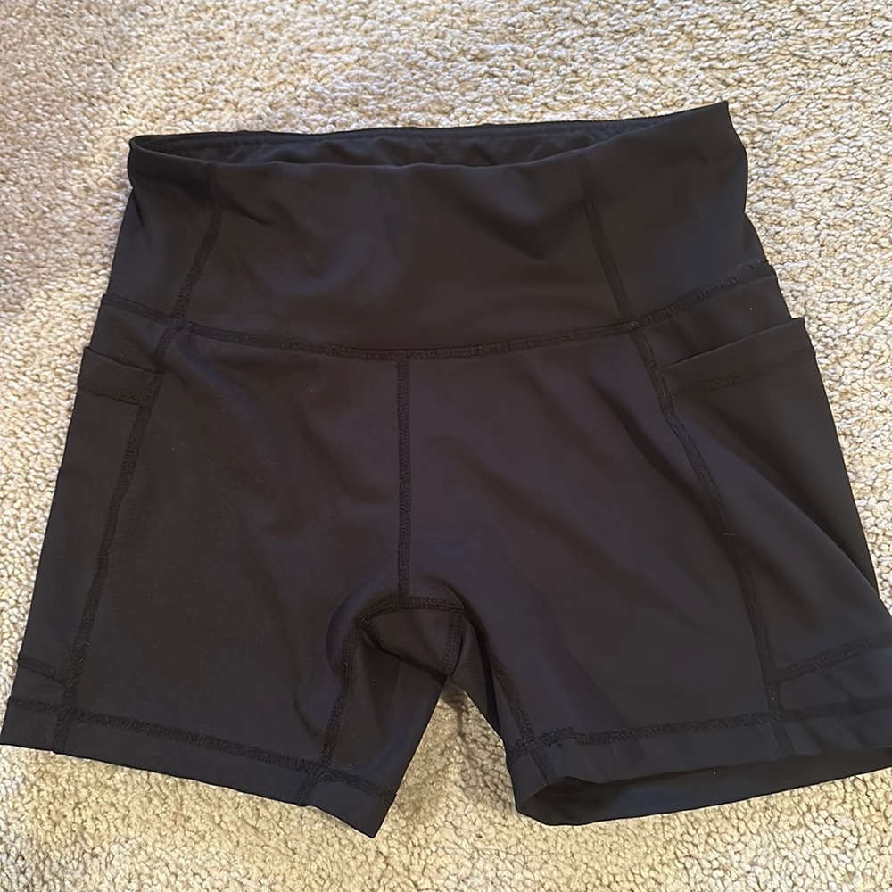 Baleaf athletic shorts with pockets